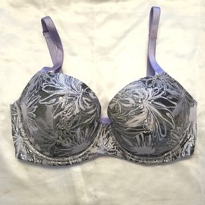 Victoria's Secret Molded Cup 32DD Bra